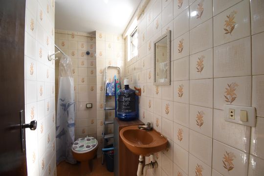 Banheiro do Studio de kitnet/studio para alugar com 1 quarto, 25m² em Centro, Curitiba