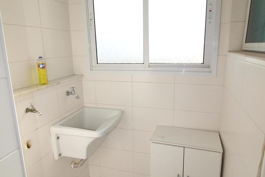 Área de Serviço de apartamento para alugar com 2 quartos, 57m² em Floradas de São José, São José dos Campos