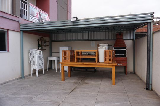 Área comum - Churrasqueira de apartamento para alugar com 2 quartos, 50m² em Jardim Elizabete, Embu das Artes