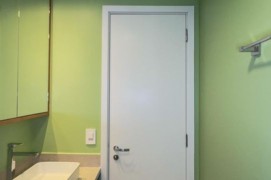 Banheiro de apartamento para alugar com 1 quarto, 37m² em Santo Amaro, São Paulo