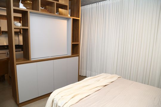 Detalhe do quarto de kitnet/studio para alugar com 1 quarto, 46m² em Setor Oeste, Goiânia