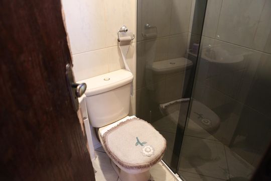 Banheiro 2 de casa à venda com 4 quartos, 390m² em Lindéia, Contagem