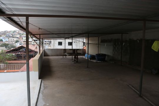 Terraço de casa à venda com 4 quartos, 390m² em Lindéia, Contagem