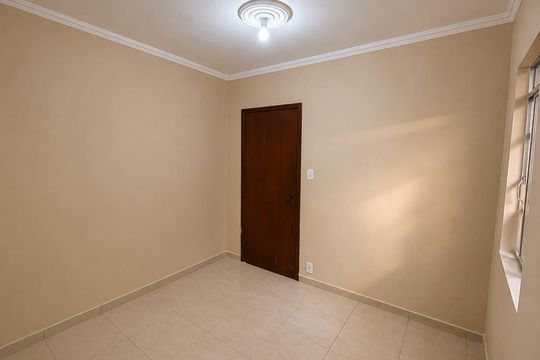 Quarto de apartamento para alugar com 1 quarto, 65m² em Vila Valenca, São Vicente