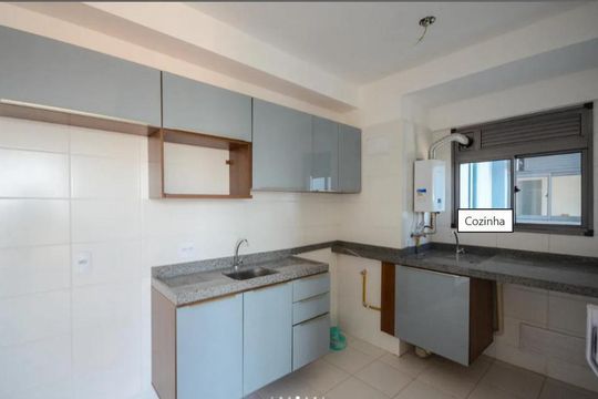 Cozinha de apartamento para alugar com 2 quartos, 41m² em Vila Albertina, São Paulo