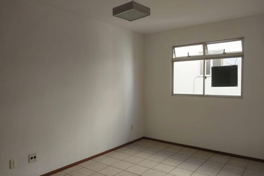 Sala de apartamento para alugar com 2 quartos, 86m² em São Mateus, Juiz de Fora