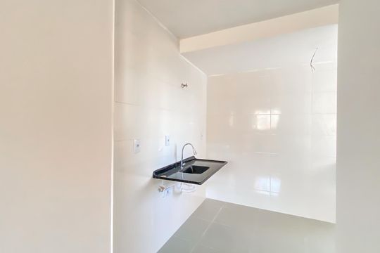 Cozinha  de apartamento à venda com 2 quartos, 36m² em Jardim Olympia, São Paulo