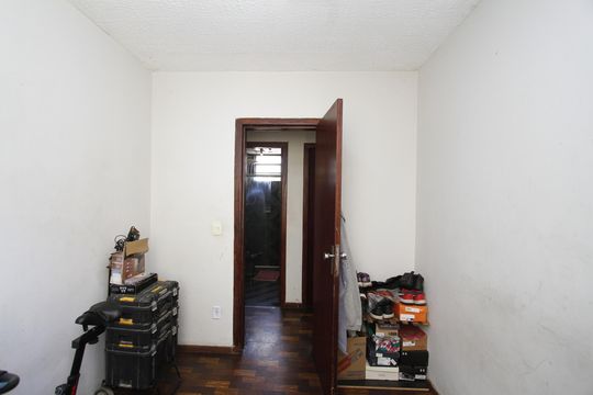 Quarto 1 de apartamento à venda com 3 quartos, 50m² em Madre Gertrudes, Belo Horizonte