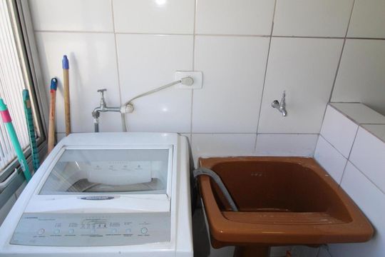 Área de Serviço de apartamento para alugar com 1 quarto, 42m² em Jardim Vale Paraiso, São José dos Campos