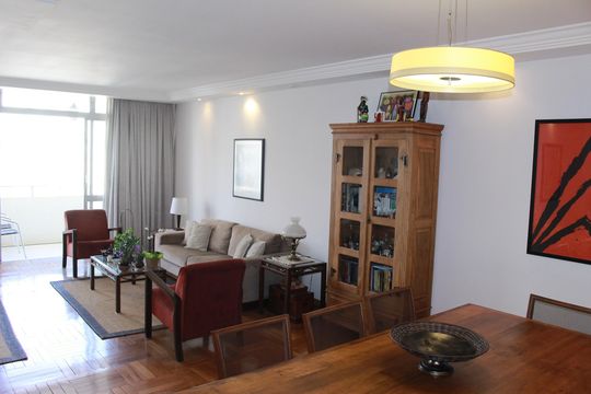 Apartamento à venda com 3 quartos, 202m² em Santa Cecilia, São Paulo