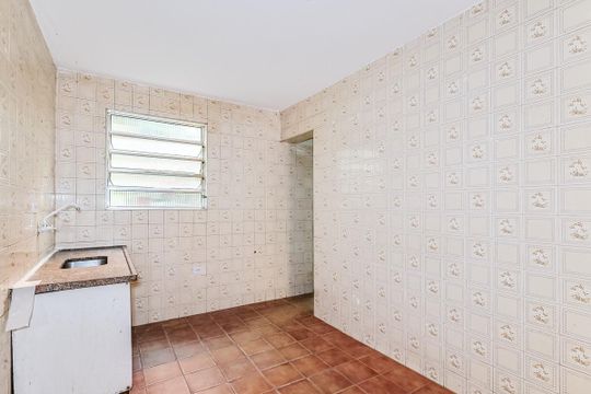 Cozinha de casa para alugar com 2 quartos, 100m² em Parque Ipe, São Paulo