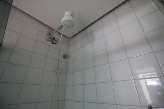 Banheiro de apartamento para alugar com 2 quartos, 70m² em Curicica, Rio de Janeiro