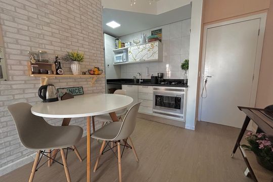 Sala de apartamento para alugar com 2 quartos, 59m² em Lagoa Pequena, Florianópolis