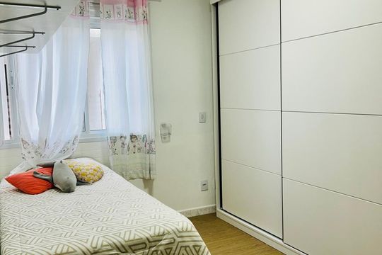 Quarto de apartamento para alugar com 2 quartos, 59m² em Lagoa Pequena, Florianópolis