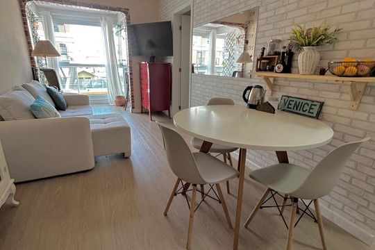 Apartamento para alugar com 2 quartos, 59m² em Lagoa Pequena, Florianópolis