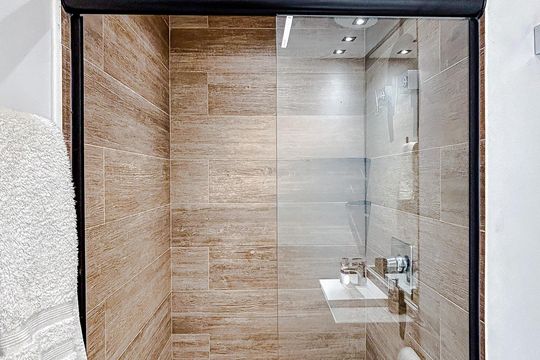 Banheiro de kitnet/studio à venda com 1 quarto, 39m² em Vila Gomes Cardim, São Paulo