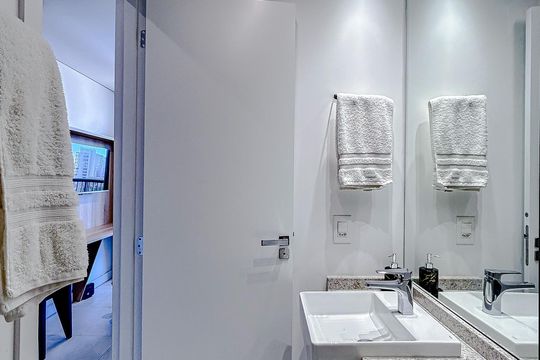 Banheiro de kitnet/studio à venda com 1 quarto, 36m² em Vila Gomes Cardim, São Paulo
