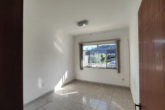 Apartamento para alugar com 2 quartos, 140m² em Vila Canaan, Duque de Caxias