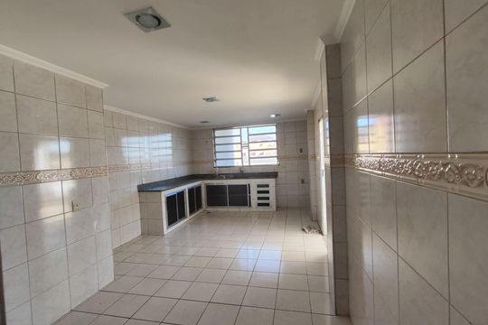 Apartamento para alugar com 2 quartos, 140m² em Vila Canaan, Duque de Caxias