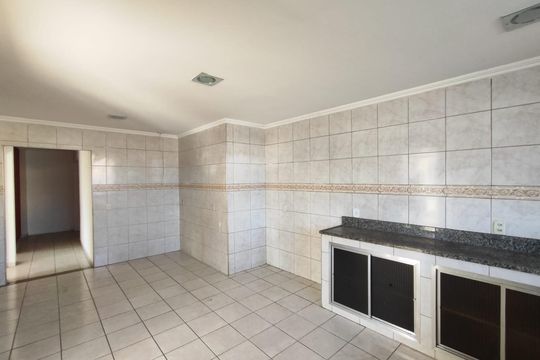 Apartamento para alugar com 2 quartos, 140m² em Vila Canaan, Duque de Caxias