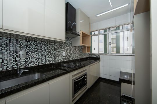 COZINHA de apartamento à venda com 2 quartos, 65m² em Buritis, Belo Horizonte