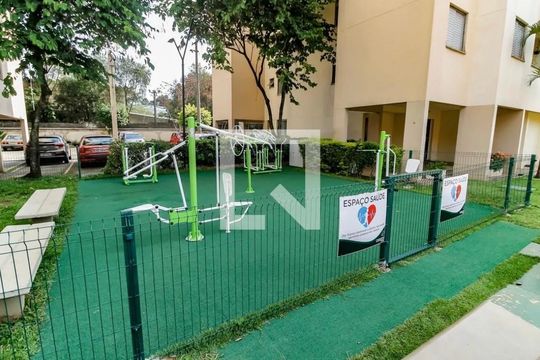 Área comum de apartamento para alugar com 3 quartos, 60m² em Conjunto Promorar Raposo Tavares, São Paulo