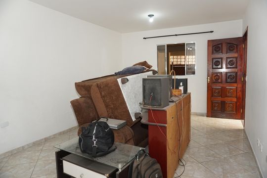 Sala de casa para alugar com 3 quartos, 200m² em Parque Fernanda, Embu das Artes