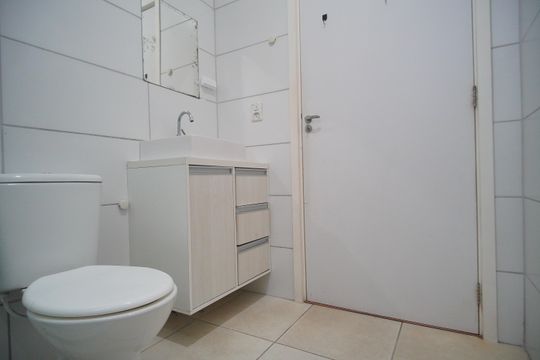 Banheiro de apartamento à venda com 2 quartos, 51m² em Diehl, Novo Hamburgo