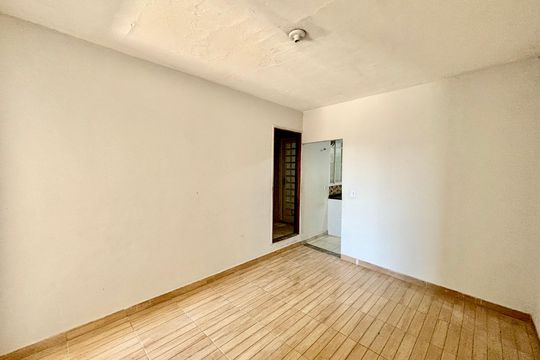 Casa para alugar com 1 quarto, 40m² em Vila Cosmopolita, São Paulo