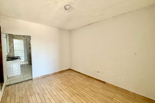 Sala de casa para alugar com 1 quarto, 40m² em Vila Cosmopolita, São Paulo