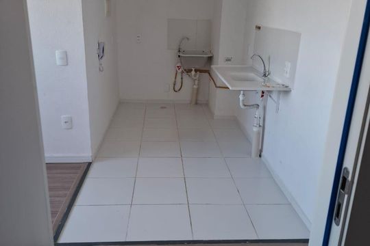Cozinha de apartamento para alugar com 2 quartos, 34m² em Jardim Pereira Leite, São Paulo