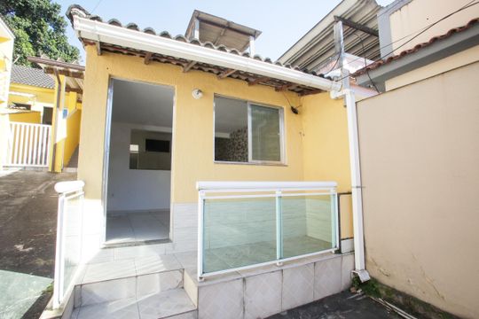 Frente da Casa de casa para alugar com 1 quarto, 50m² em Jacarepaguá, Rio de Janeiro