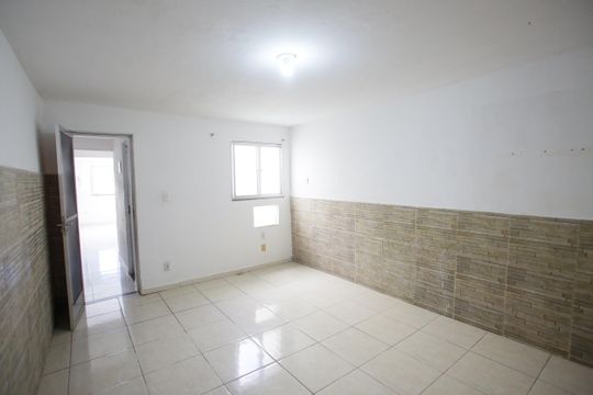 Quarto de casa para alugar com 1 quarto, 50m² em Jacarepaguá, Rio de Janeiro