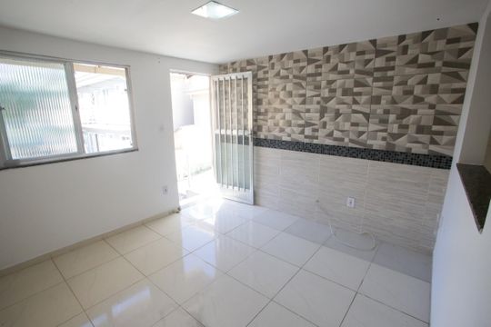 Casa para alugar com 1 quarto, 50m² em Jacarepaguá, Rio de Janeiro