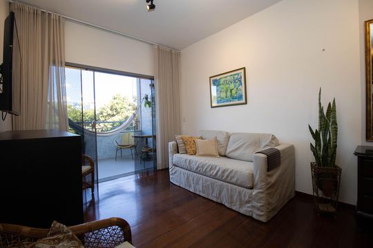 Sala de apartamento para alugar com 2 quartos, 87m² em Sqn 111, Brasília