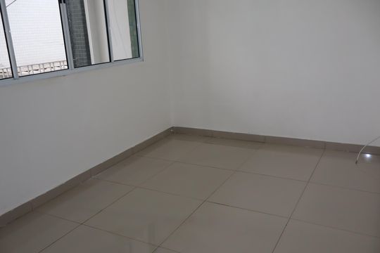 Sala de apartamento para alugar com 1 quarto, 55m² em Jardim Guairaca, São Paulo