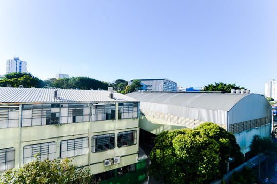 Vista  de apartamento para alugar com 1 quarto, 40m² em Vila Camargos, Guarulhos