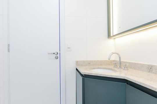 Banheiro de apartamento para alugar com 1 quarto, 40m² em Vila Camargos, Guarulhos