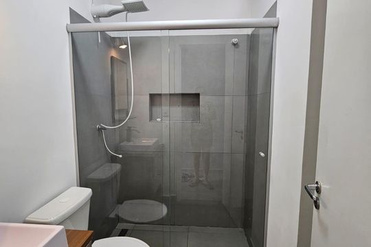 Banheiro de casa à venda com 2 quartos, 93m² em Vila Isa, São Paulo