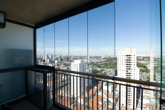 Varanda de kitnet/studio para alugar com 0 quarto, 63m² em Santana, São Paulo