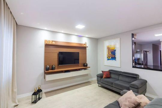 Sala de casa à venda com 3 quartos, 250m² em Baronesa, Osasco