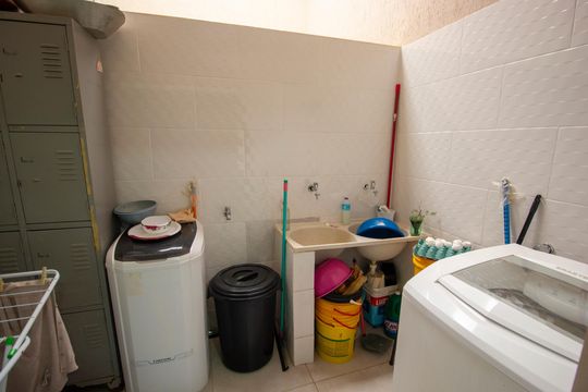 Casa à venda com 5 quartos, 340m² em Colônia Agrícola Vereda Grande, Brasília