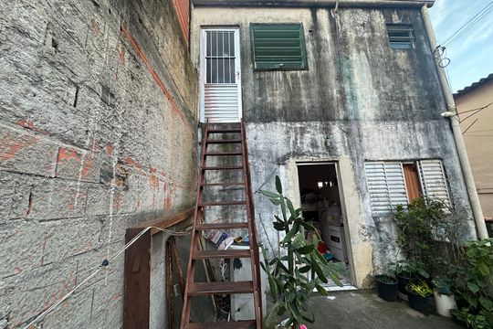 Quintal de casa à venda com 1 quarto, 100m² em Vila Lourdes, Barueri