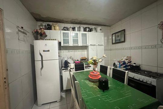 Sala/Cozinha de casa à venda com 1 quarto, 100m² em Vila Lourdes, Barueri
