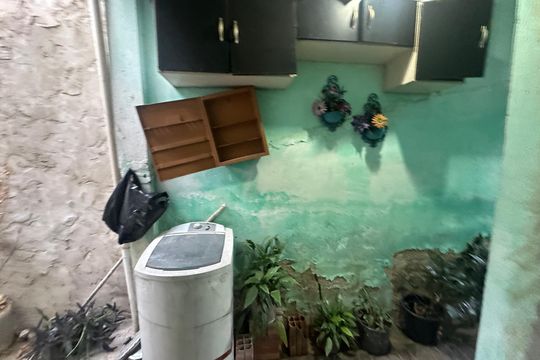 Área de Serviço de casa à venda com 1 quarto, 100m² em Vila Lourdes, Barueri