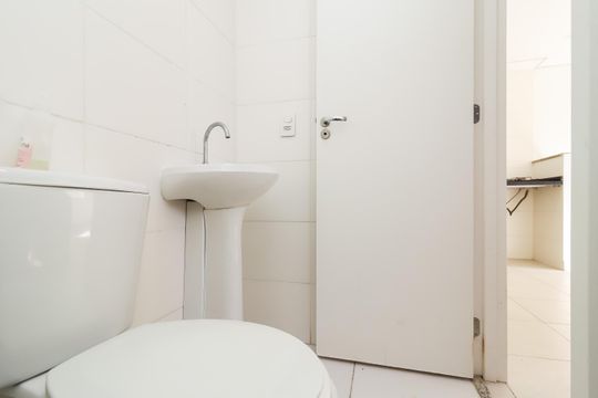 Banheiro de apartamento para alugar com 2 quartos, 32m² em Itaquera, São Paulo