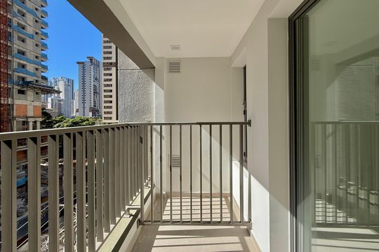Sacada de kitnet/studio para alugar com 1 quarto, 26m² em Itaim Bibi, São Paulo