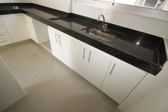 cozinha de apartamento para alugar com 3 quartos, 74m² em Liberdade, Belo Horizonte