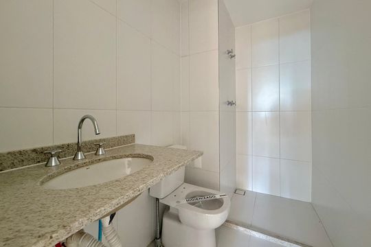 Banheiro   de kitnet/studio para alugar com 1 quarto, 25m² em Itaim Bibi, São Paulo