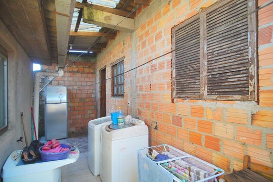 Corredor de casa à venda com 2 quartos, 80m² em Campina, São Leopoldo